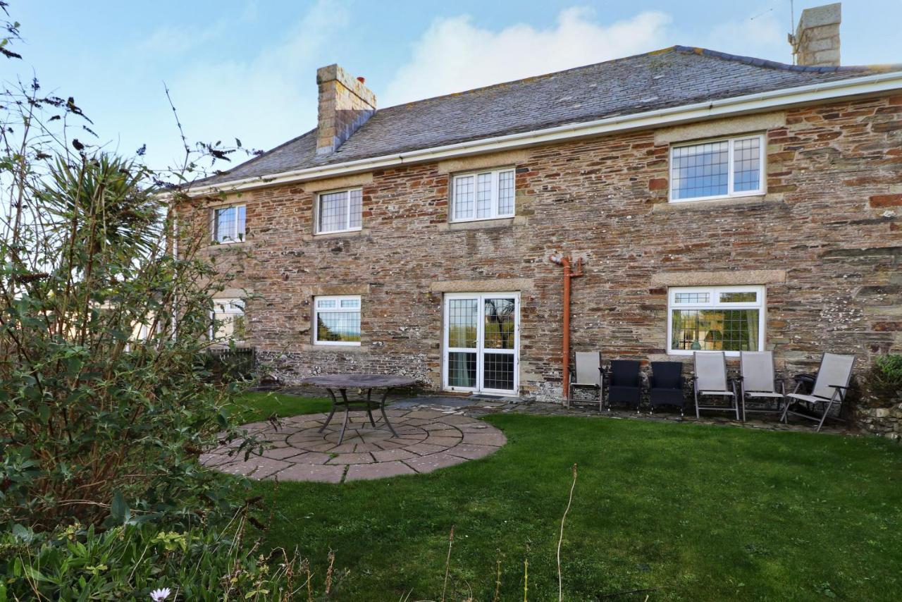 Walk To The Beach, Spacious Cottage With Sea Views Saint Merryn Exterior photo